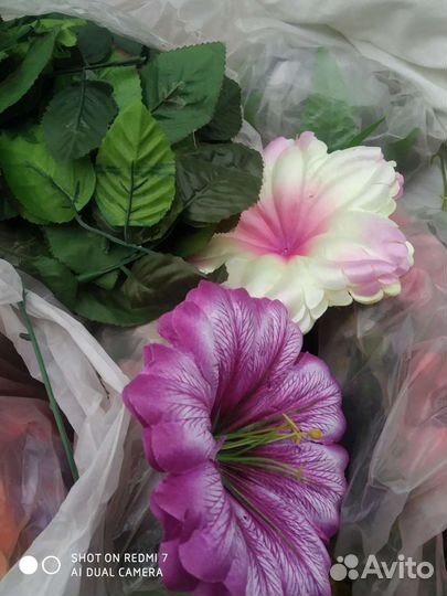 Искусственные цветы для декора