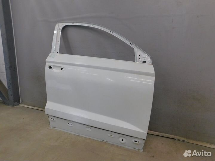 Дверь передняя правая Skoda Karoq