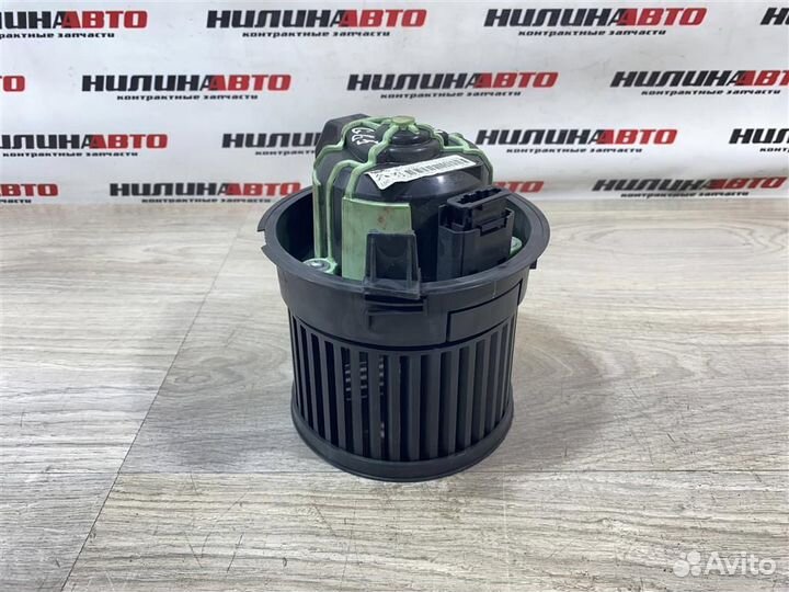 Моторчик печки Ситроен С4 Б7