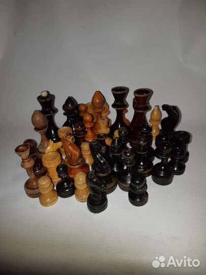 Шахматные фигуры деревянные