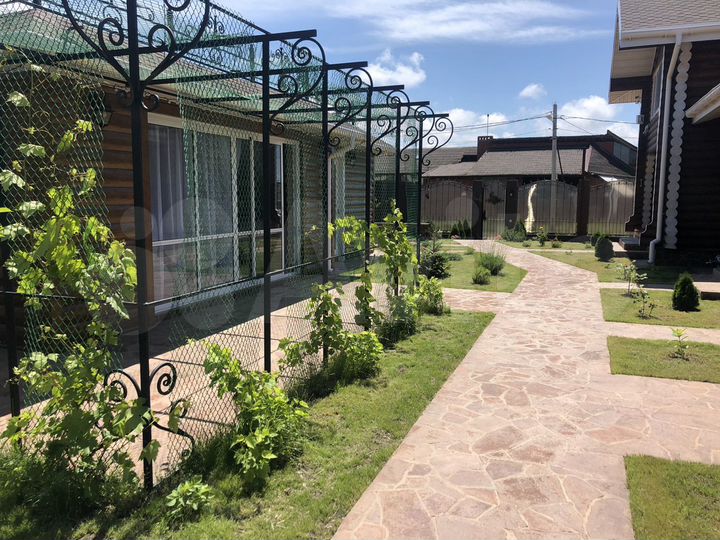 Комната 16 м² в 5-к., 1/1 эт.