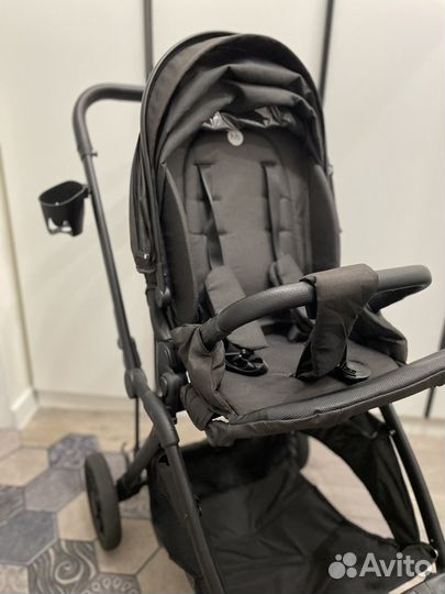 Коляска Happy baby avery