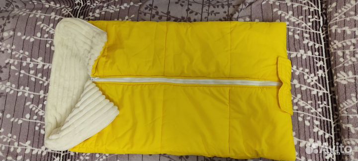 Зимний конверт в коляску. В отличном состоянии