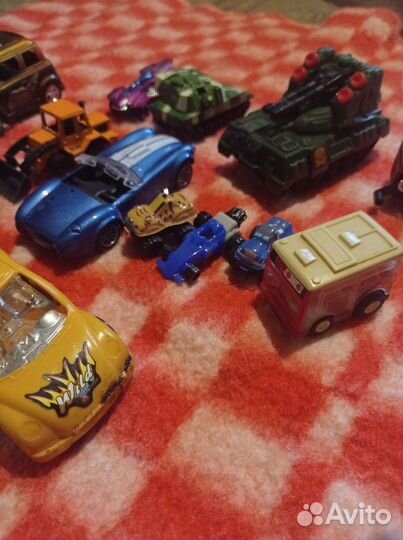 Куклы и машинки