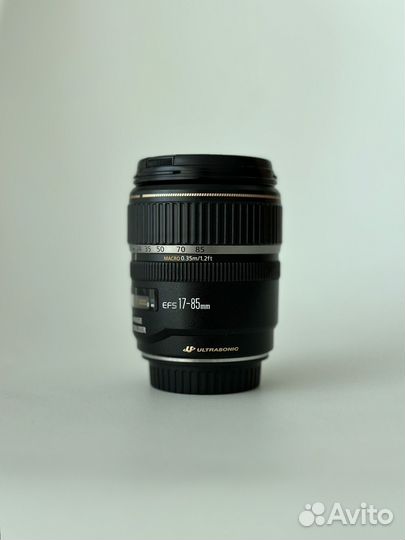 Canon EF-S 17-85mm f/4-5.6 IS USM