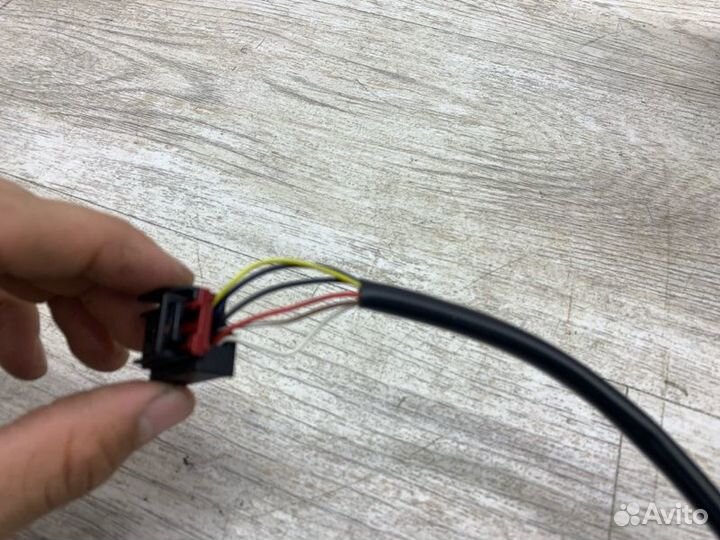 Зеркало двери переднее левое Audi A4 универсал