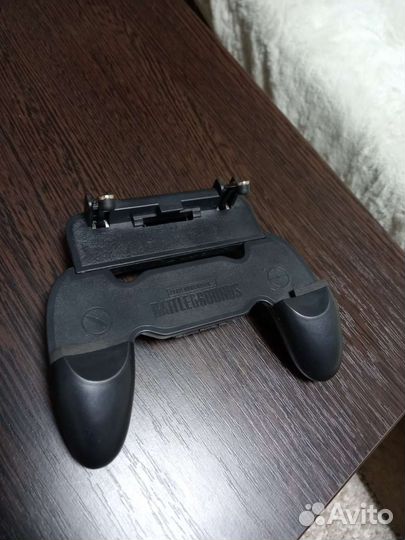 Игровой держатель для телефона