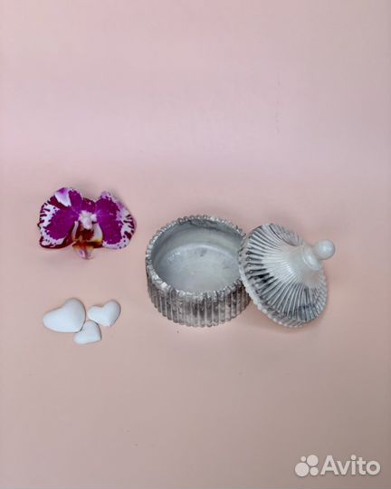 Шкатулка из гипса / подсвечнник с крышкой