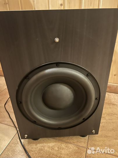Сабвуфер BBK