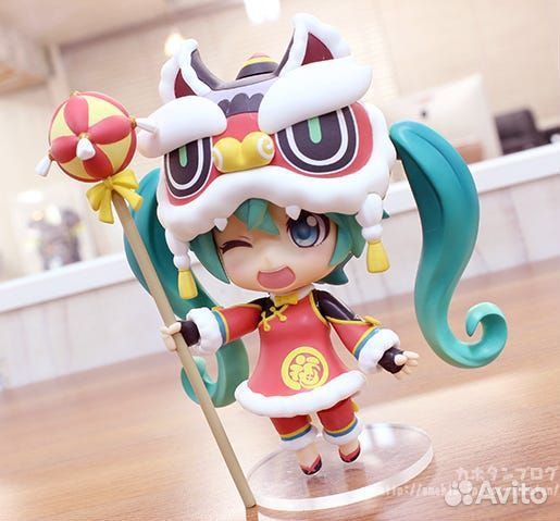 Hatsune Miku nendoroid lion dance