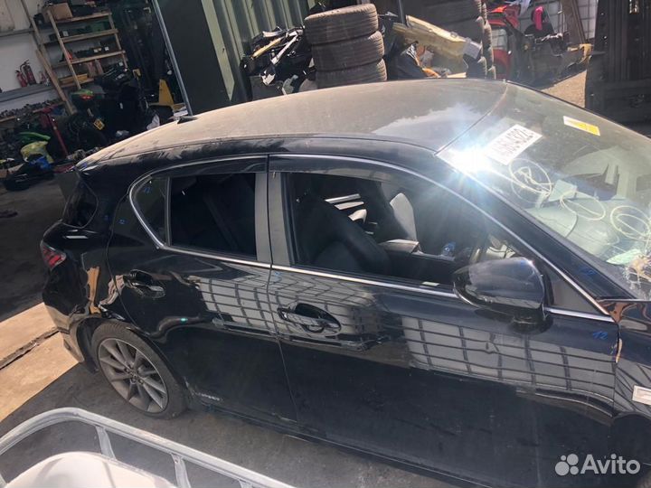 Полный разбор Lexus CT200H F