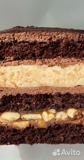 Торт Сникерс