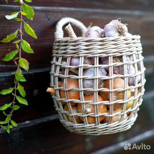 Плетеная корзина