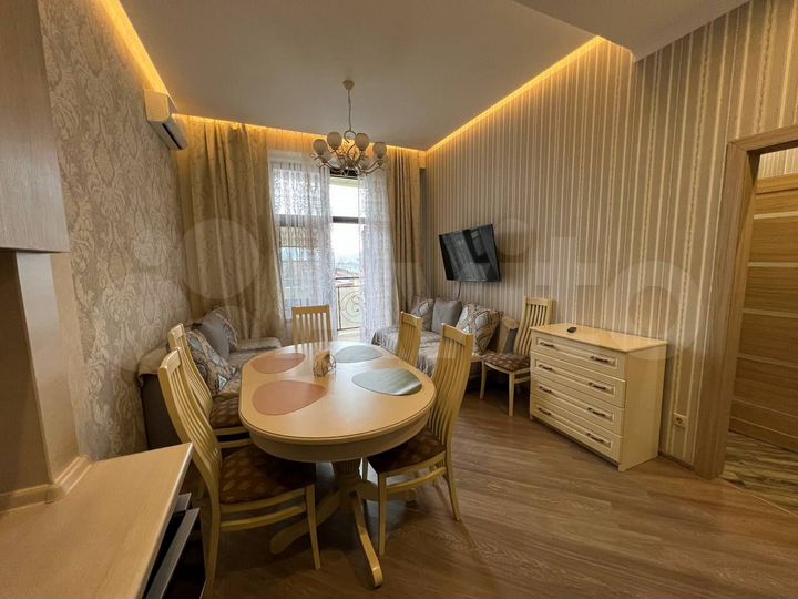 2-к. квартира, 42 м², 4/8 эт.