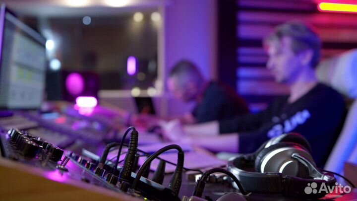 Песня на заказ / Автор песен / Песня под ключ