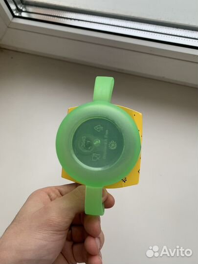 Поильник детский непроливайка