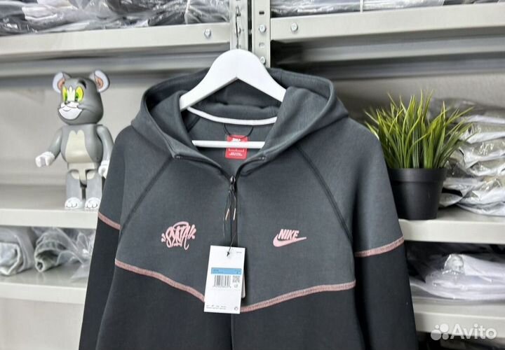 Кофта Nike Tech Fleece Syna (тренд 2025)
