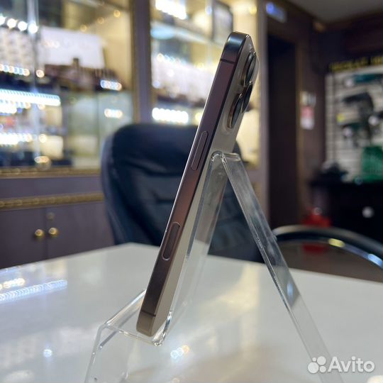 iPhone 16 Pro, 256 ГБ