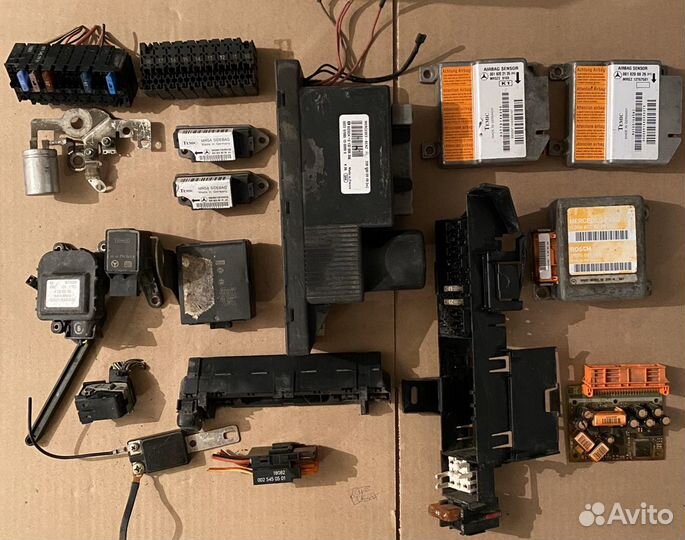 Блоки реле дачики Mercedes W210