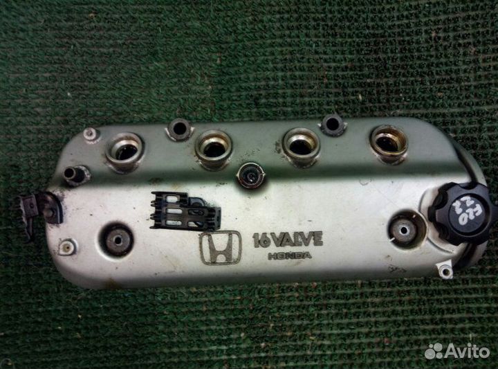 Крышка головки блока Honda Accord F20Z2 1993