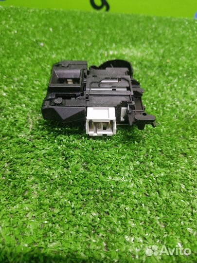 Устройство блокировки люка Whirlpool