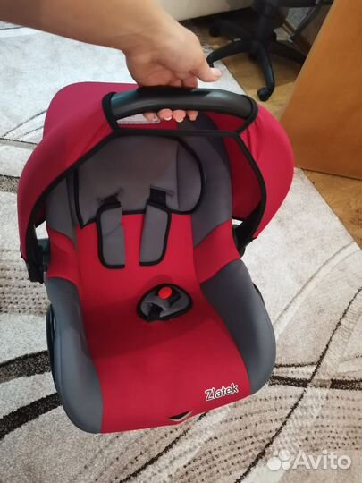 Детское автокресло