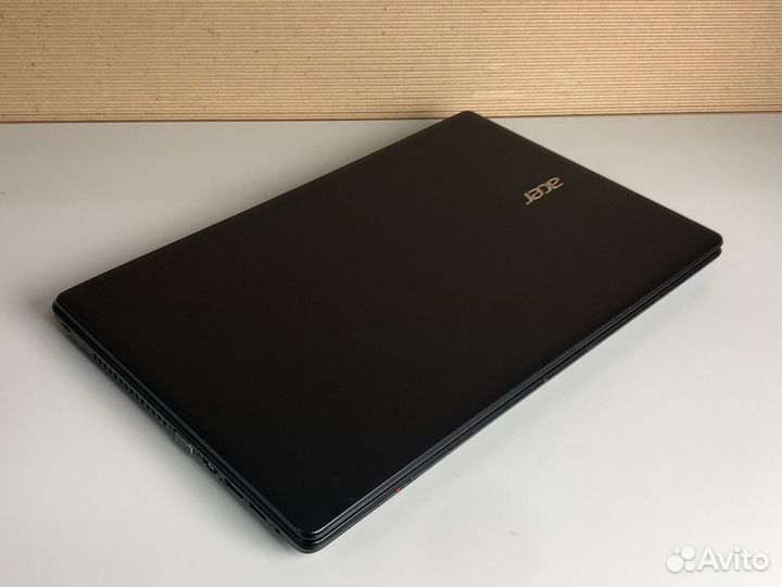 Ноутбук Acer 15/4ядра/4Гб/SSD