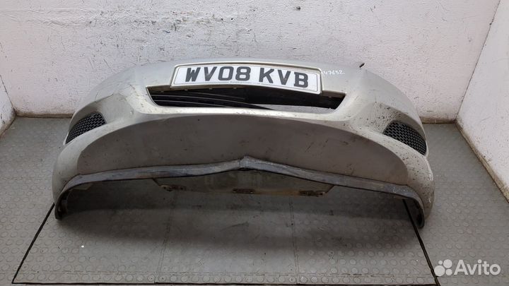 Бампер Opel Zafira B, 2008