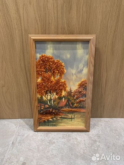 Картина с янтарем