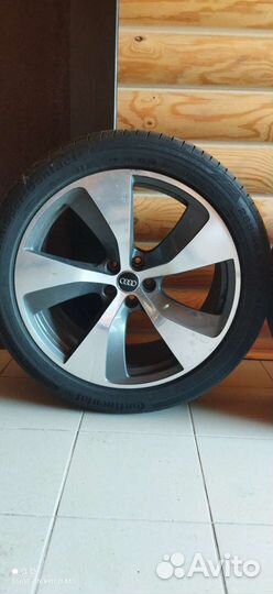 Колёса с дисками размер 285/40 R21 на Audi