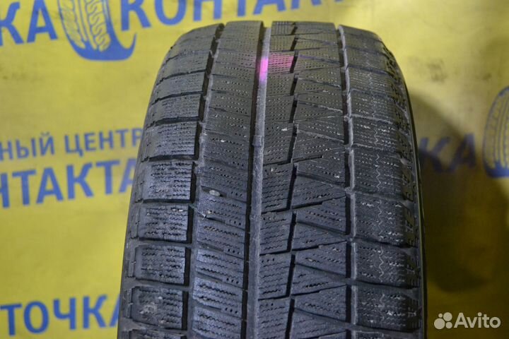 Bridgestone Blizzak Revo GZ 215/50 R17