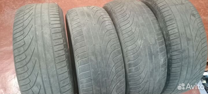 Accelera Beta 235/60 R16