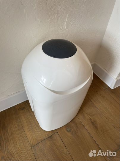 Утилизатор подгузников Tommee Tippee Sangenic