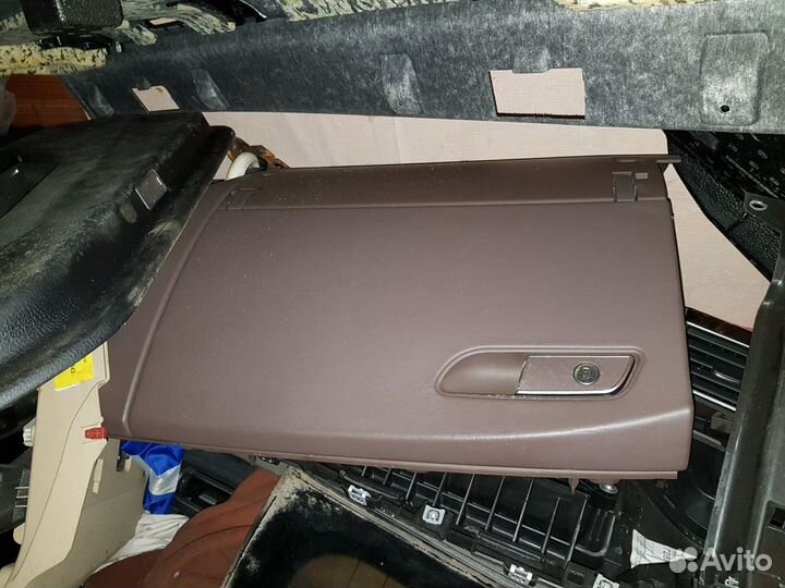 Бардачок всборе Balao Brown коричневый Audi A8 D4