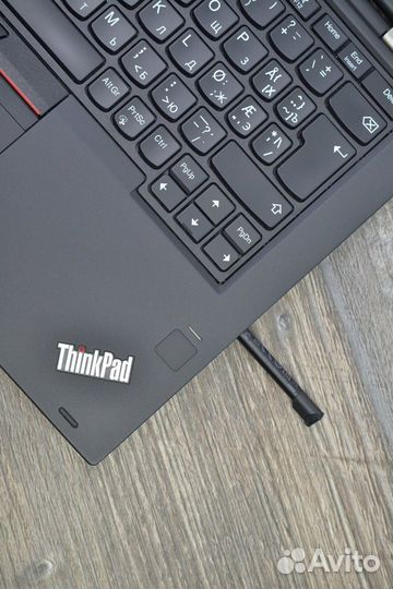 Lenovo ThinkPad Yoga X380