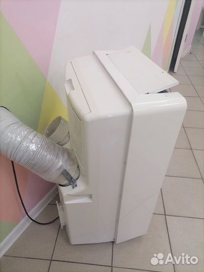 Напольный кондиционер electrolux eacm-14DR/N3