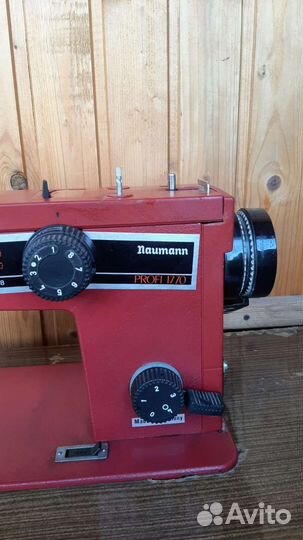Швейная машинка naumann