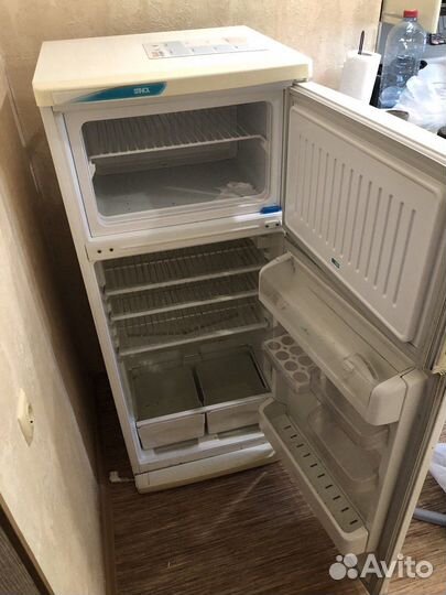 Холодильник бу stinol