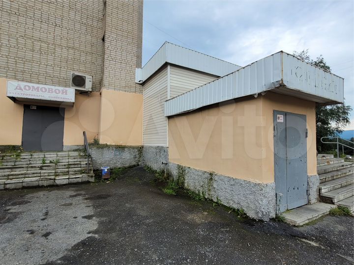 Торговая площадь, 301.9 м²