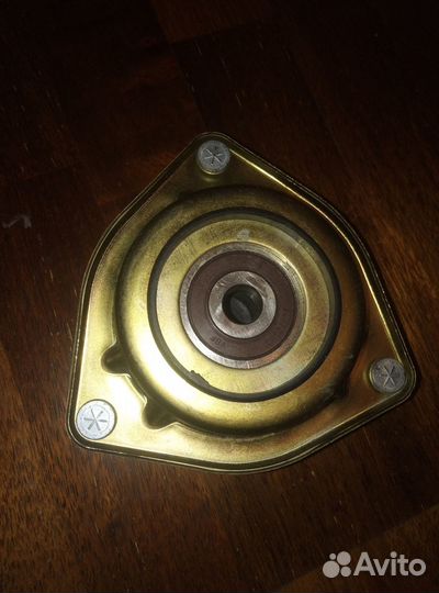 Продам опору передней стойки ваз 2110