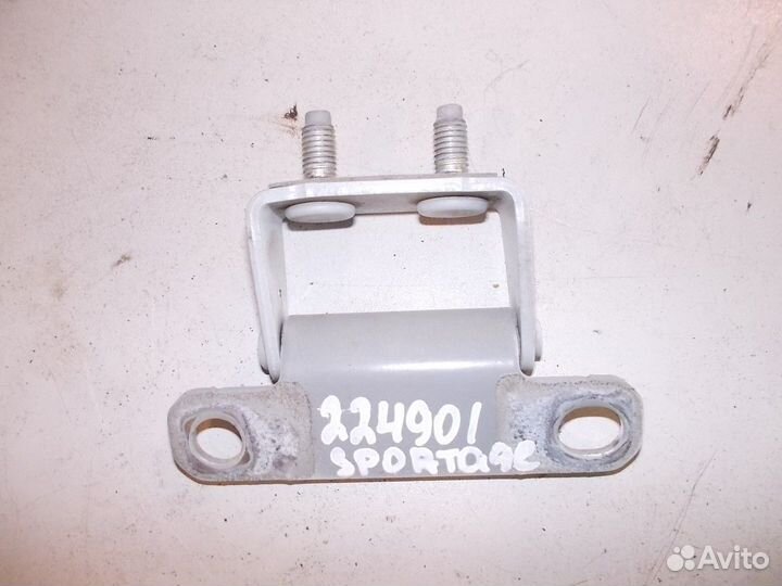 Петля двери/крышки багажника