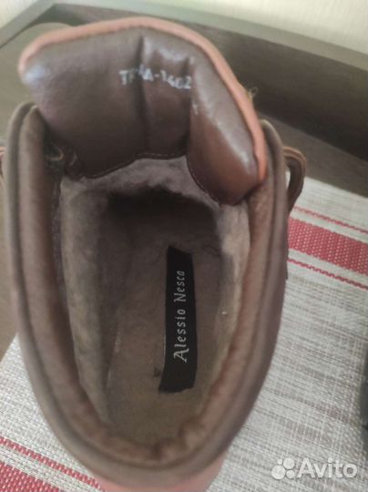 Ботинки женские 36 размер новые