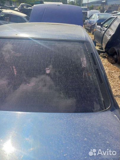 Ветровое стекло заднее Mazda 626 GD 1987-1996