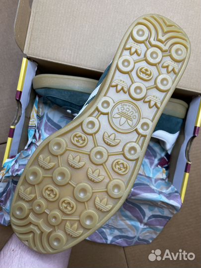 Кеды Adidas Gazelle x Gucci для стильных