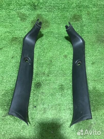 Накладка двери багажника Ford Focus 1 хэтчбек