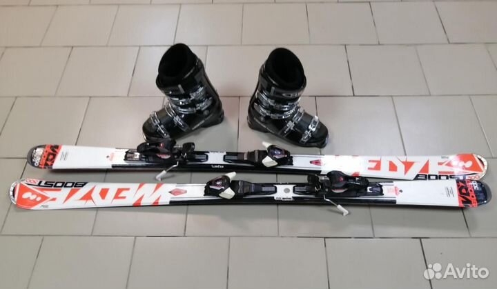 Горнолыжные лыжи и ботинки 42