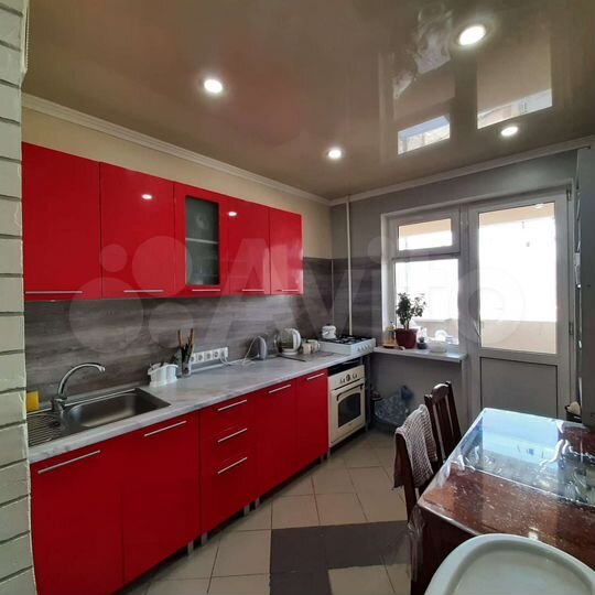 3-к. квартира, 72 м², 9/10 эт.