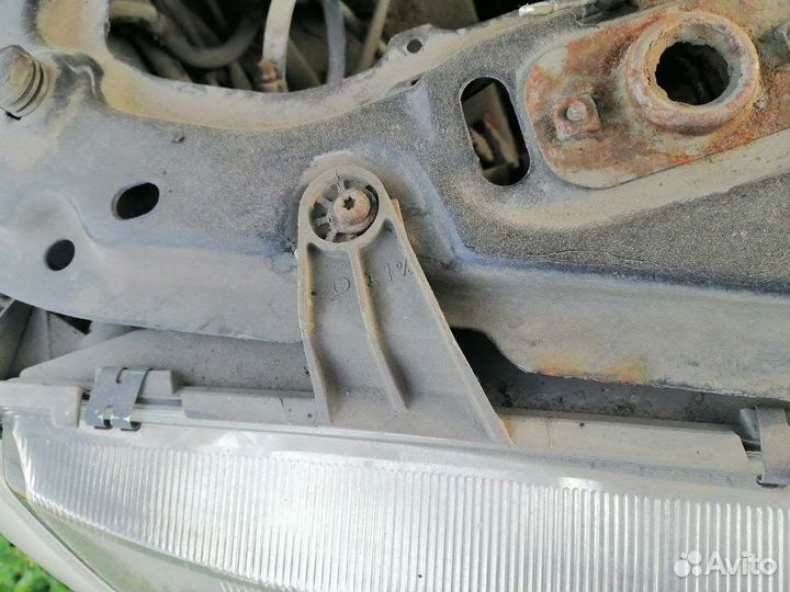 Saab 9-5 98-00 фара передняя правая левая