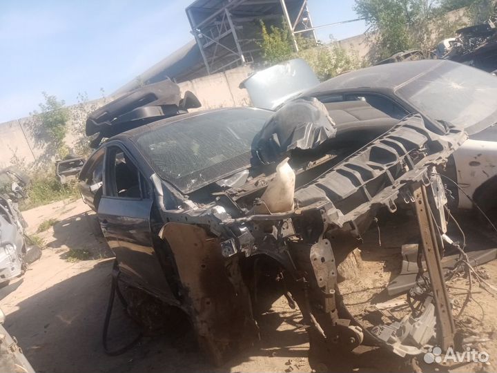 Моторчик стеклоподъемника задний Renault Fluence