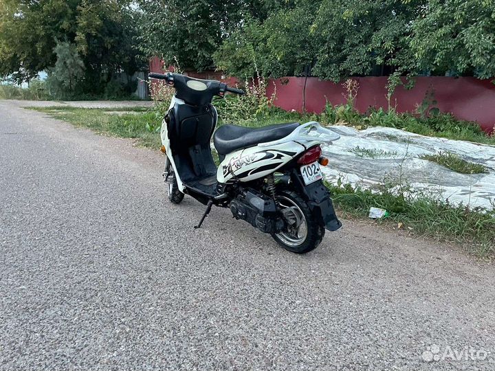 Скутер на ходу